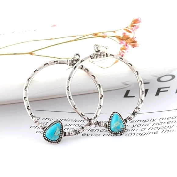 unfettered Jewelry - Boho Silver Drop Earrings New
